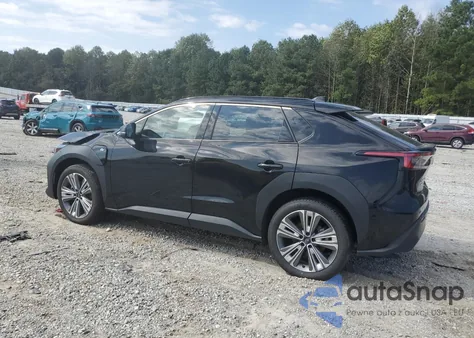 2023 Subaru Solterra Premium z USA, uszkodzony, nr VIN JTMABABA2PA017929